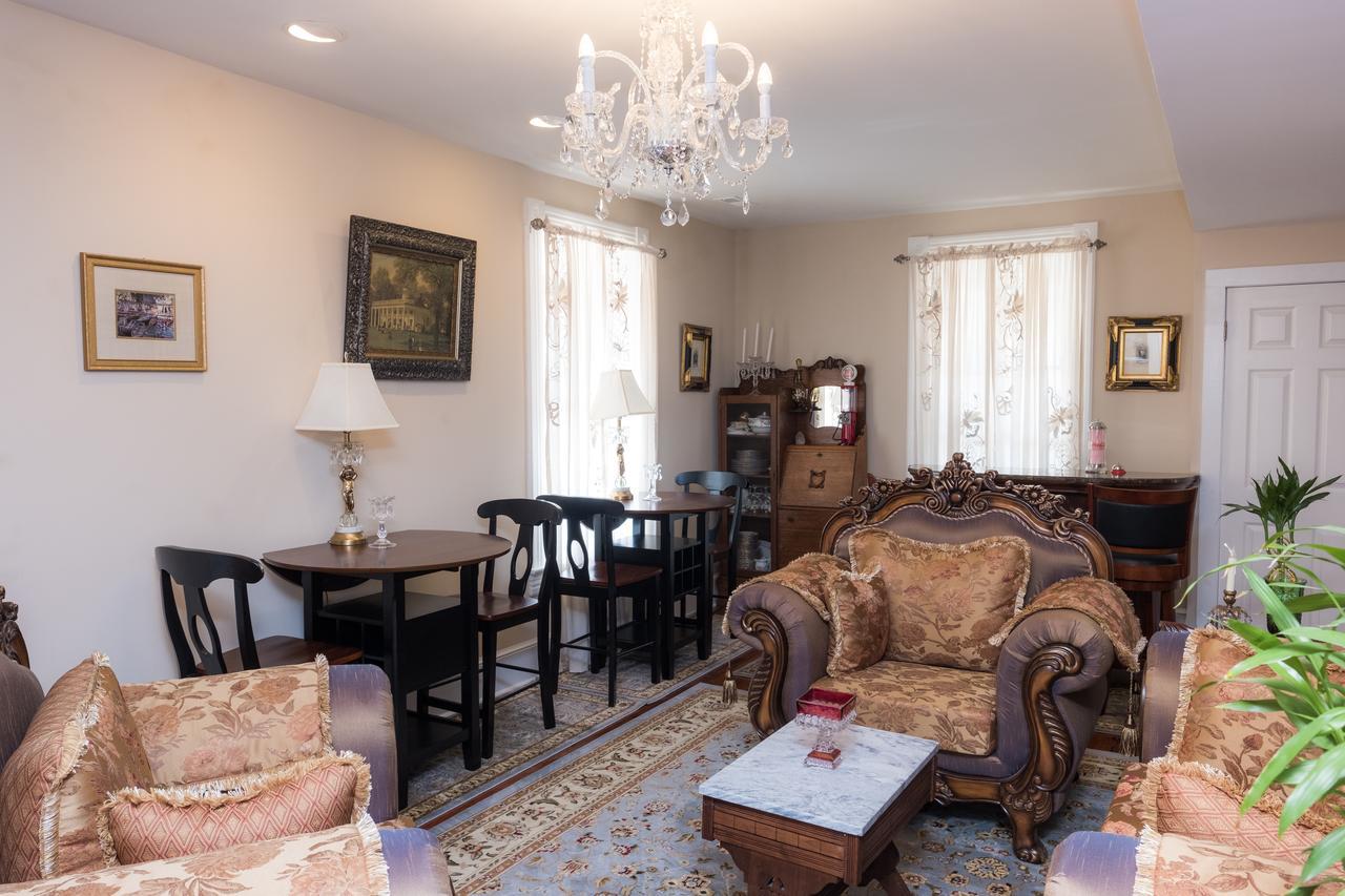 Dennison Street Inn, B & B Колониал Бийч Екстериор снимка