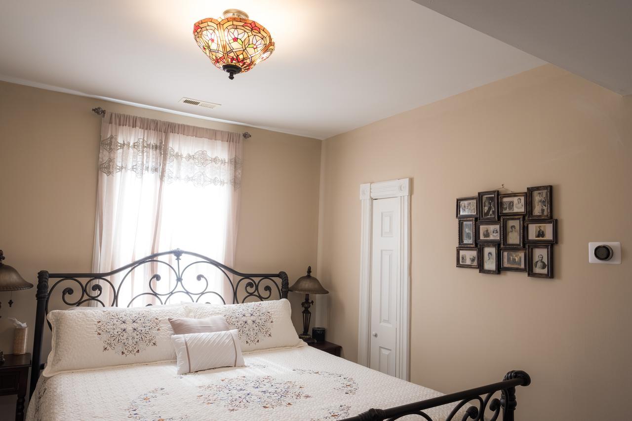 Dennison Street Inn, B & B Колониал Бийч Стая снимка